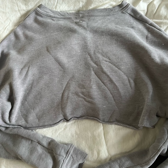 ALO yoga cropped sweater gray - Picture 2 of 3